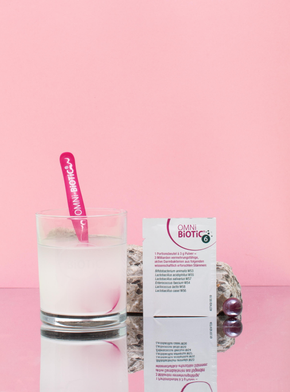 OMNi-BiOTiC® 6 zalany 100ml wody